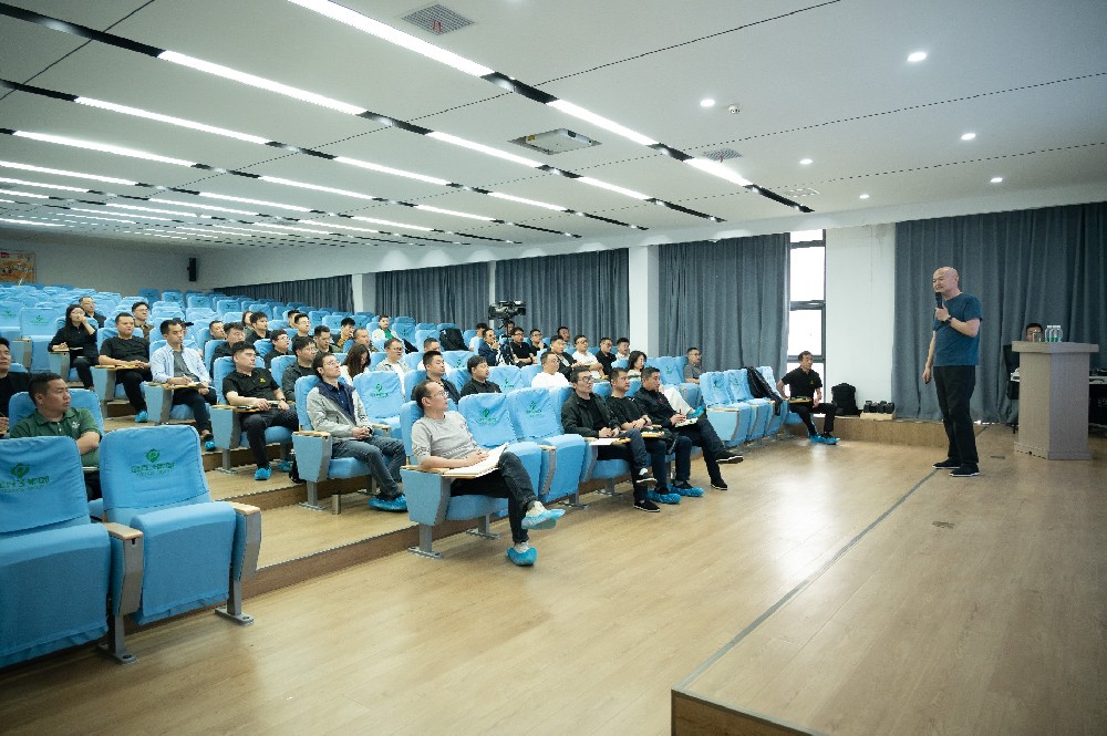 熱烈慶祝金豆子集團(tuán)2025年一季度會(huì)議圓滿落幕！